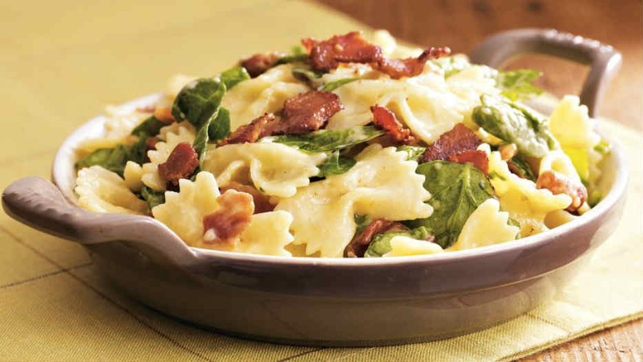 Spinach and Bacon Mac and Cheese Recipe!